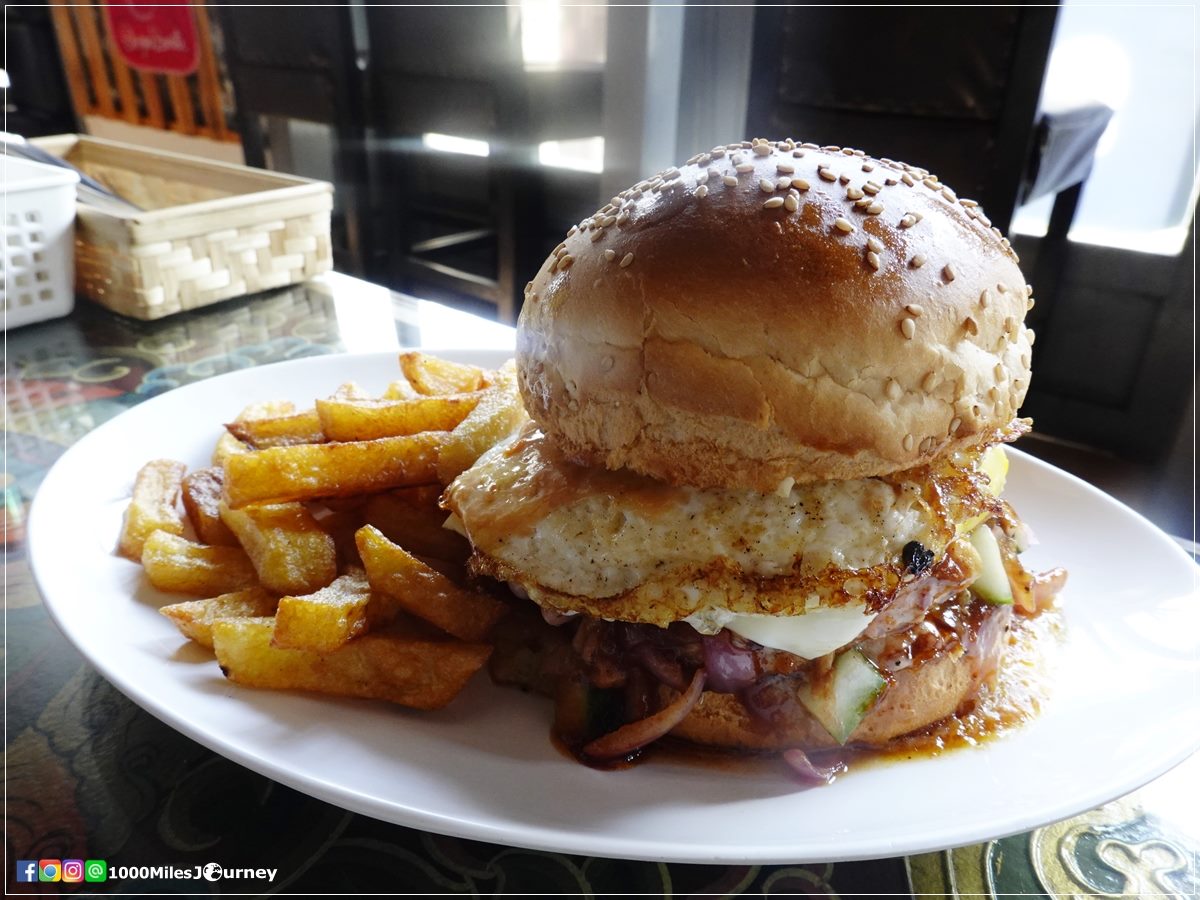 BBQ Chicken Burger